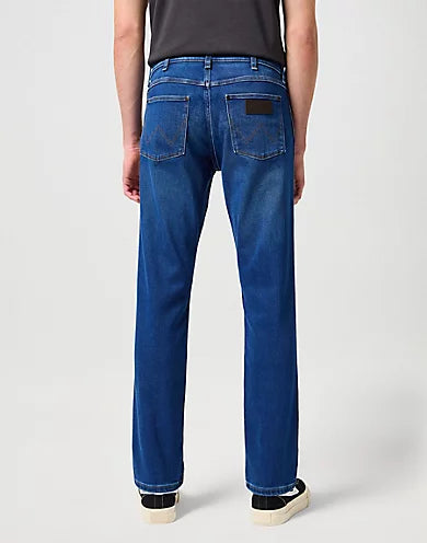 WRANGLER GREENSBORO OLYMPIA - MID WASH