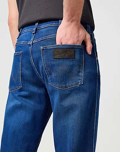 WRANGLER GREENSBORO OLYMPIA - MID WASH