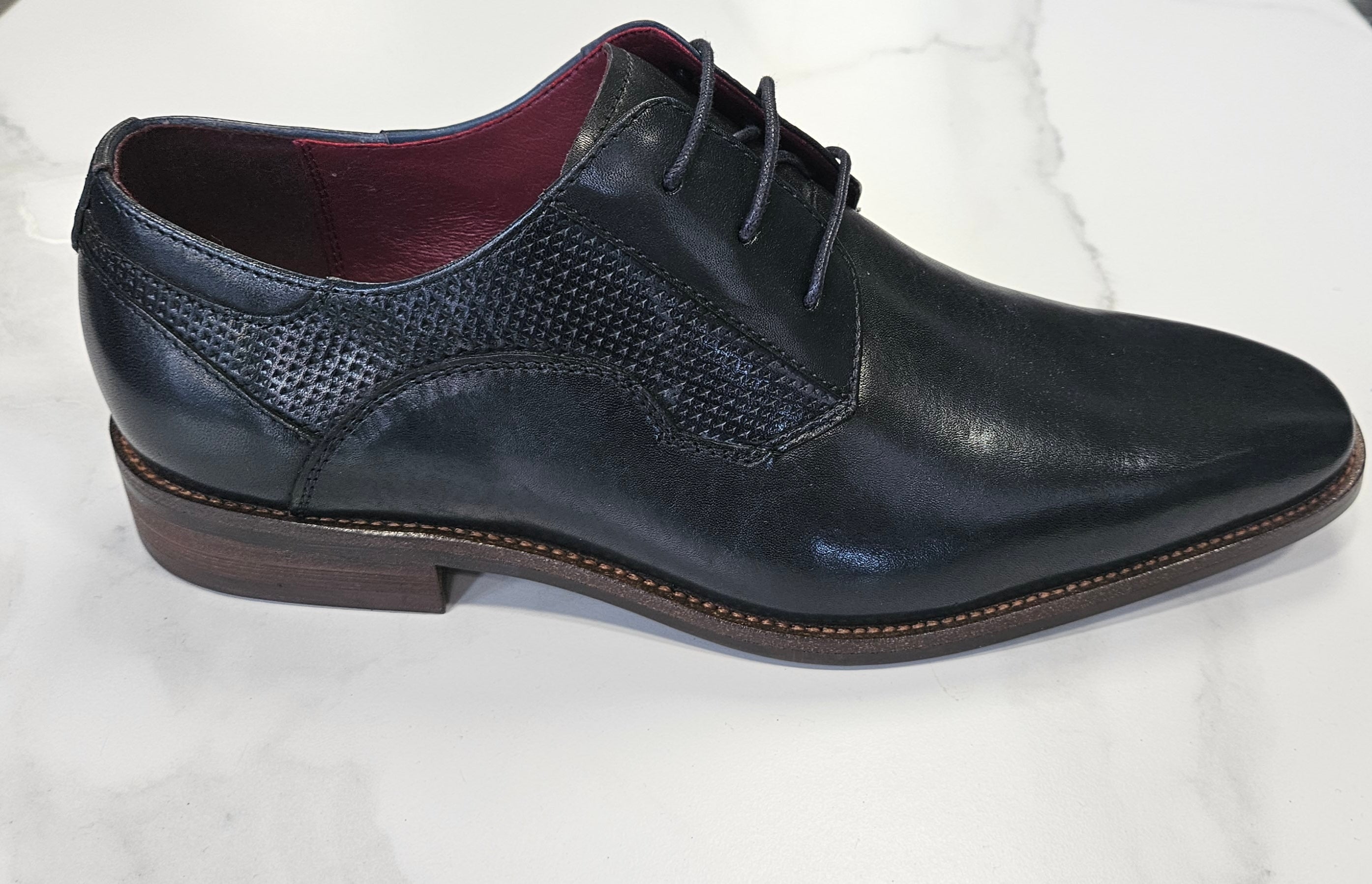 ESCAPE NIJINSKY SHOE - NAVY BLUE