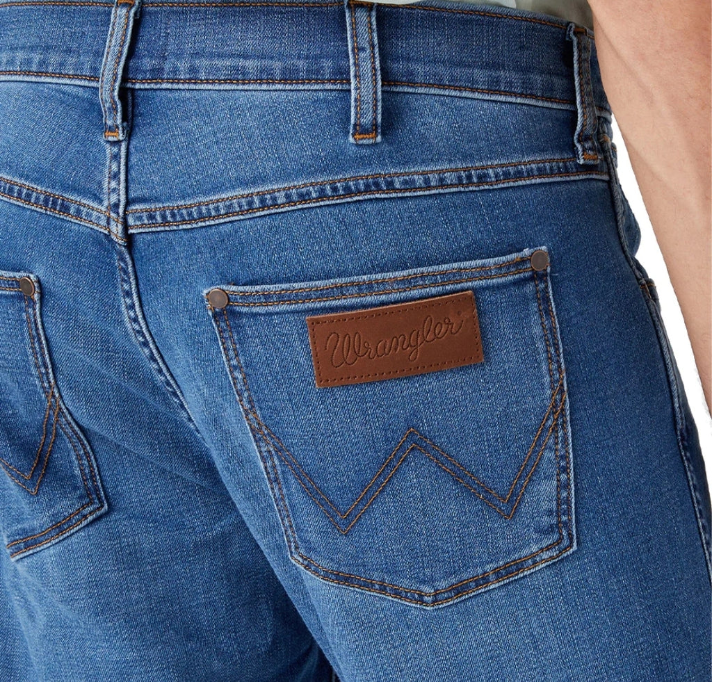 WRANGLER GREENSBORO SOFTWEAR - LIGHT WASH