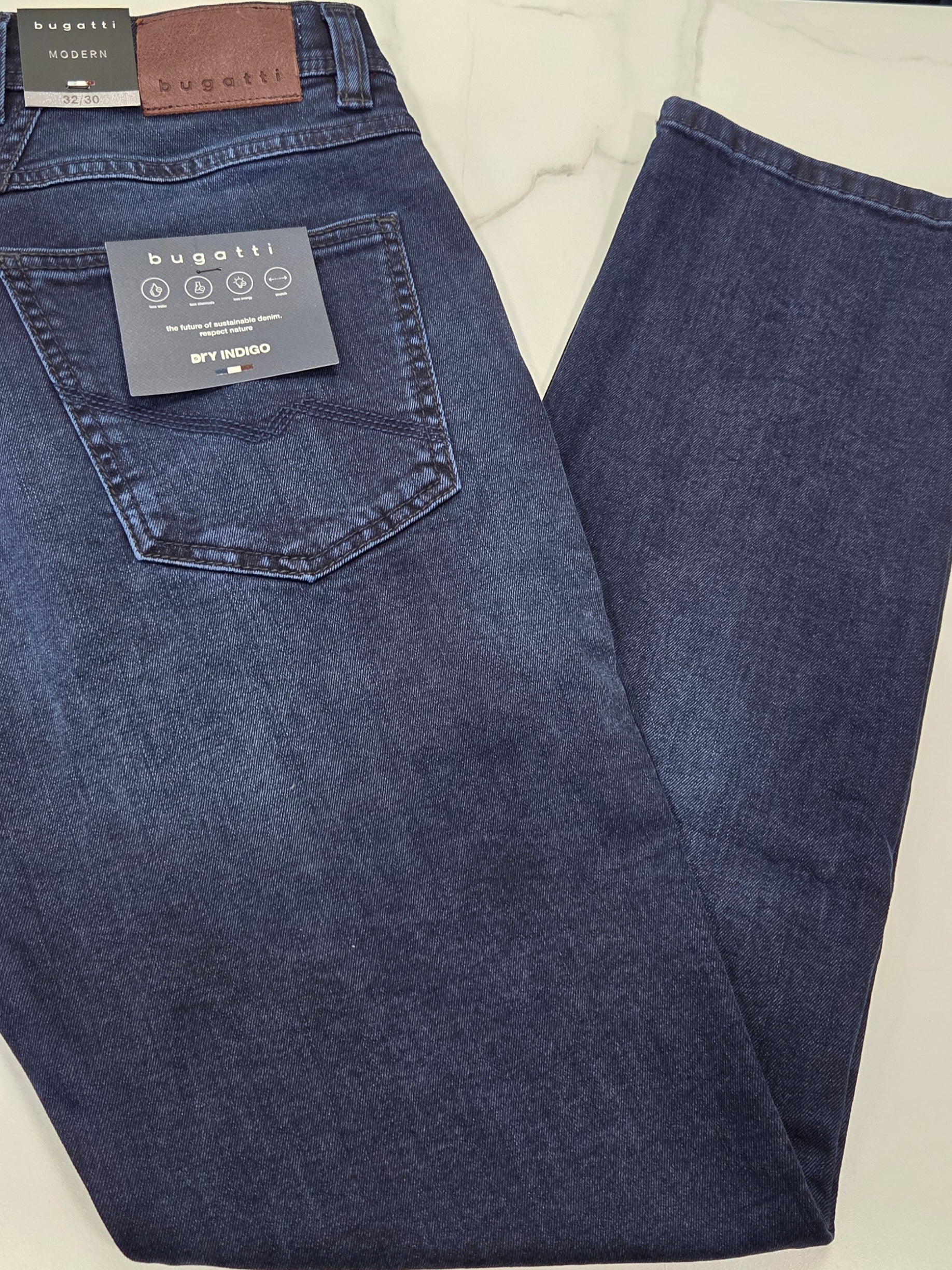 BUGATTI DRY INDIGO SOFT STRETCH JEANS (3919D/26612/396) - NAVY BLUE WASH
