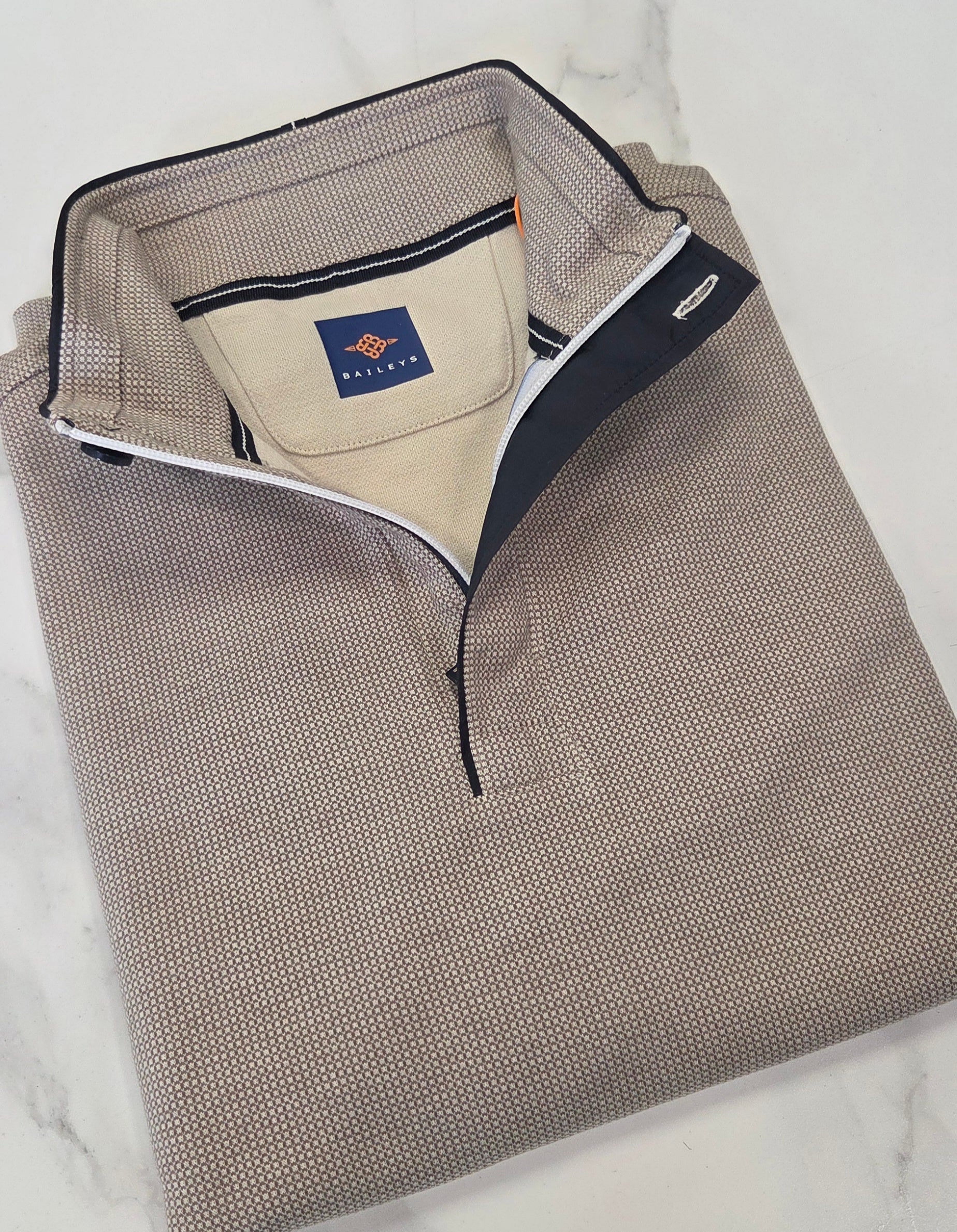 BAILEYS 1/4 BUTTON SWEATSHIRT - BEIGE