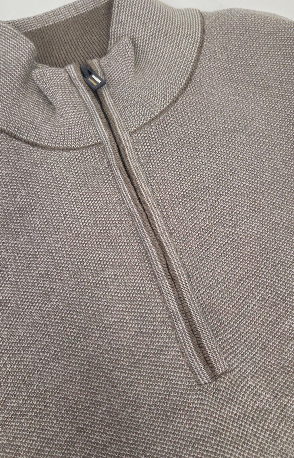 BAILEYS 1/4 ZIP KNIT (628409/985) - BEIGE