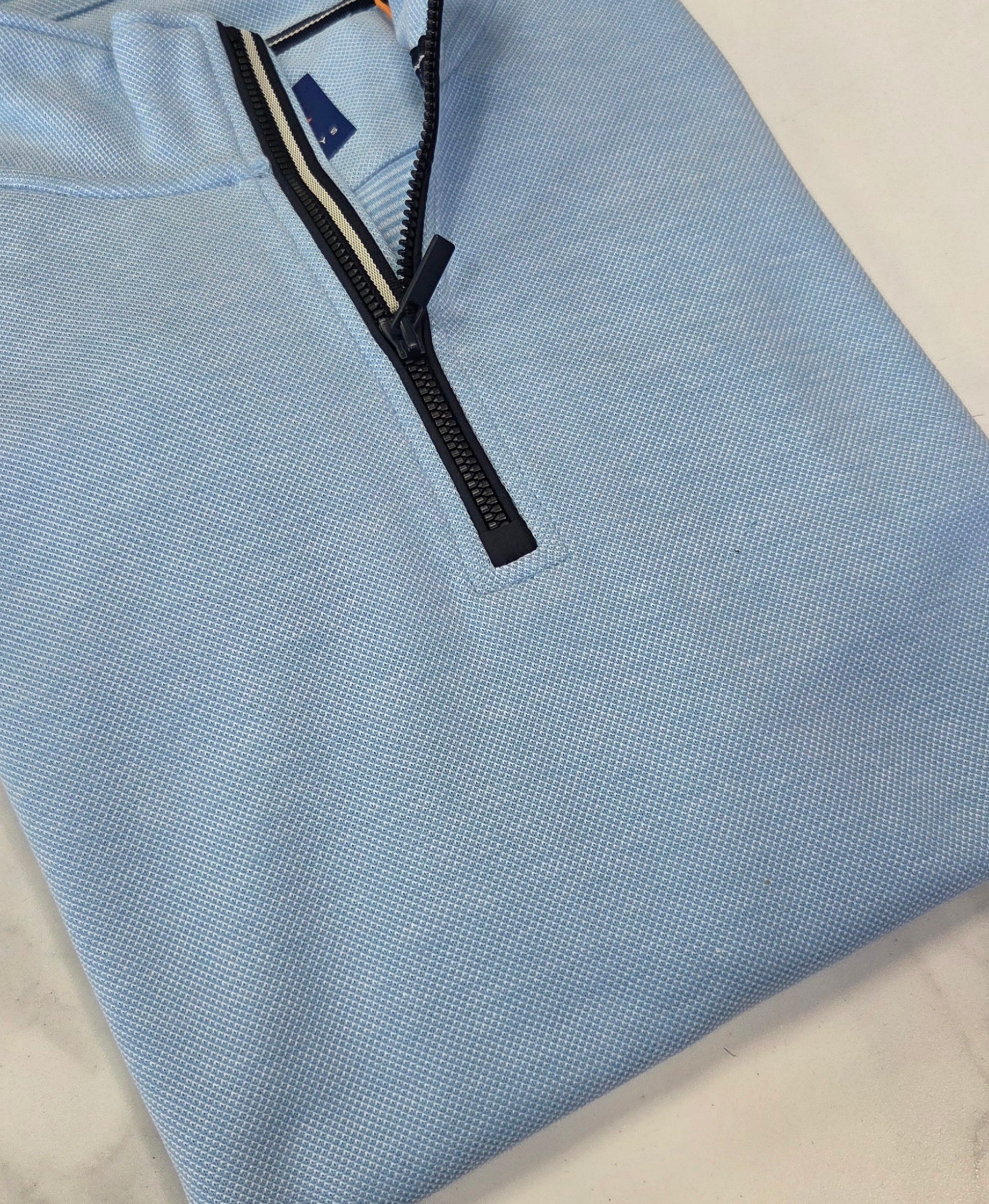BAILEYS 1/4 ZIP SWEATSHIRT  - BABY BLUE