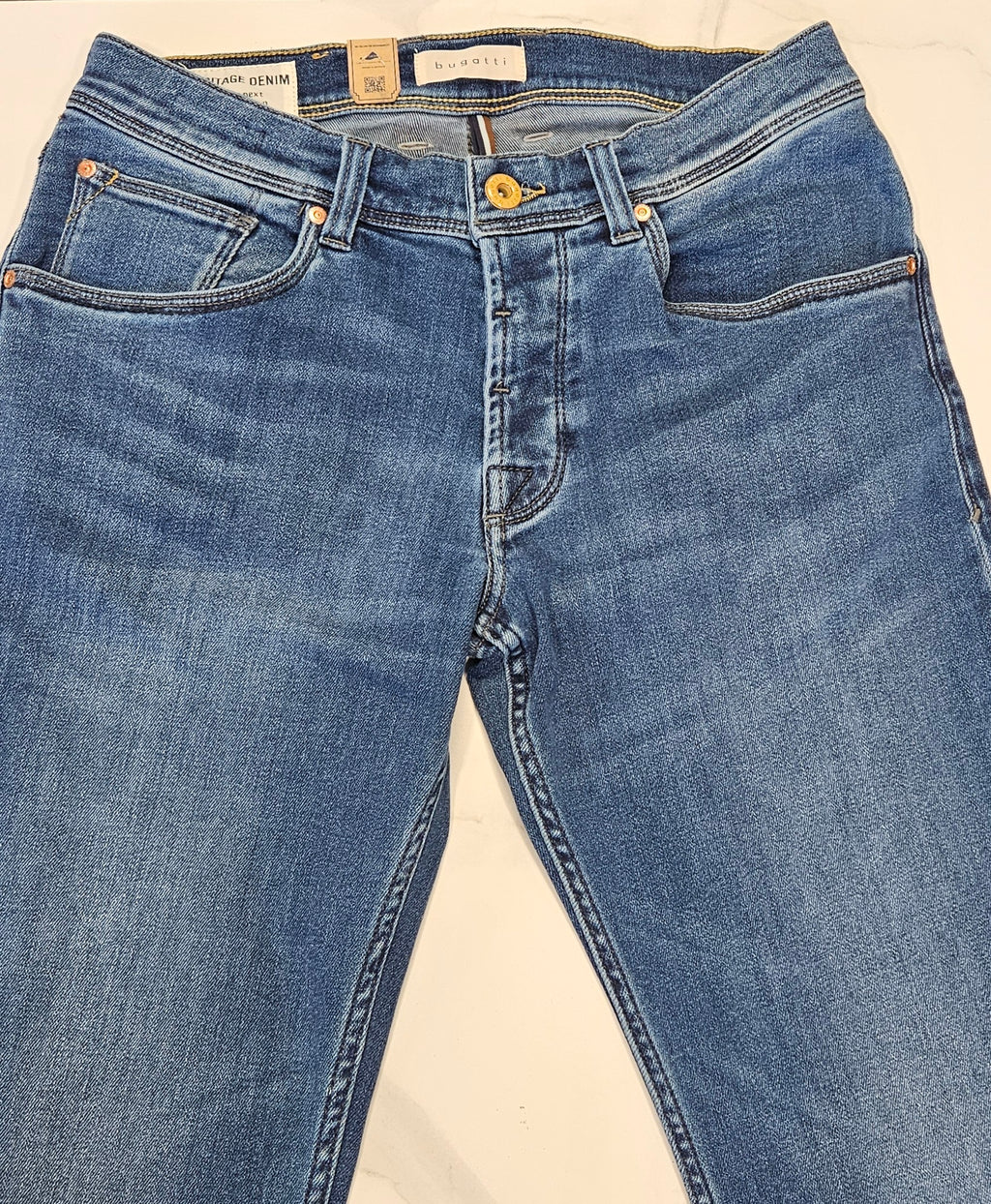 BUGATTI CANDIANI SOFT STETCH JEANS  - LIGHT WASH