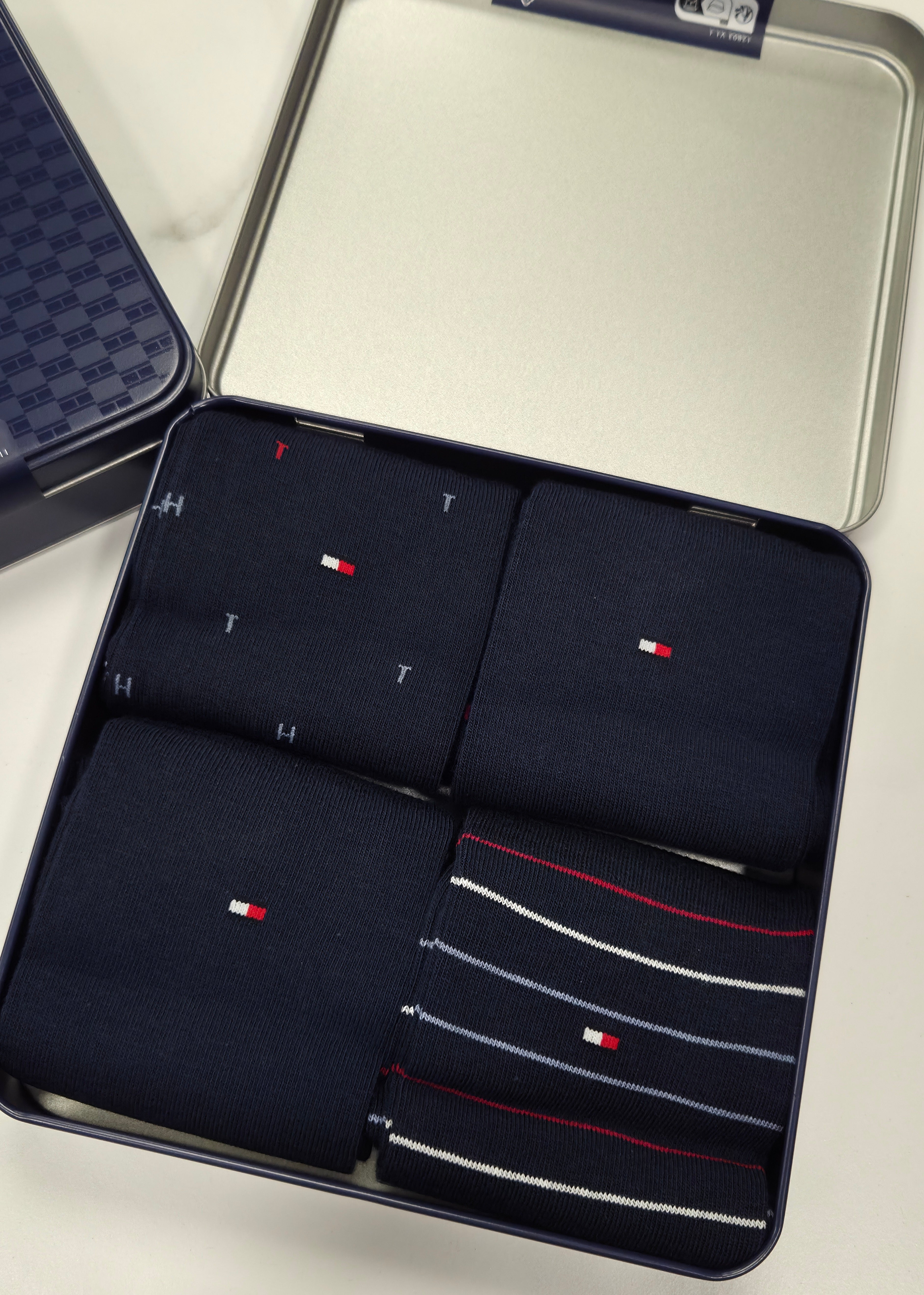 TOMMY HILFIGER SOCK 4 PACK TIN - NAVY