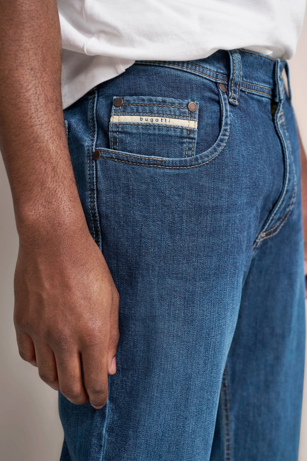 BUGATTI ATURO DENIMS (3919D/26612/344) - MID WASH