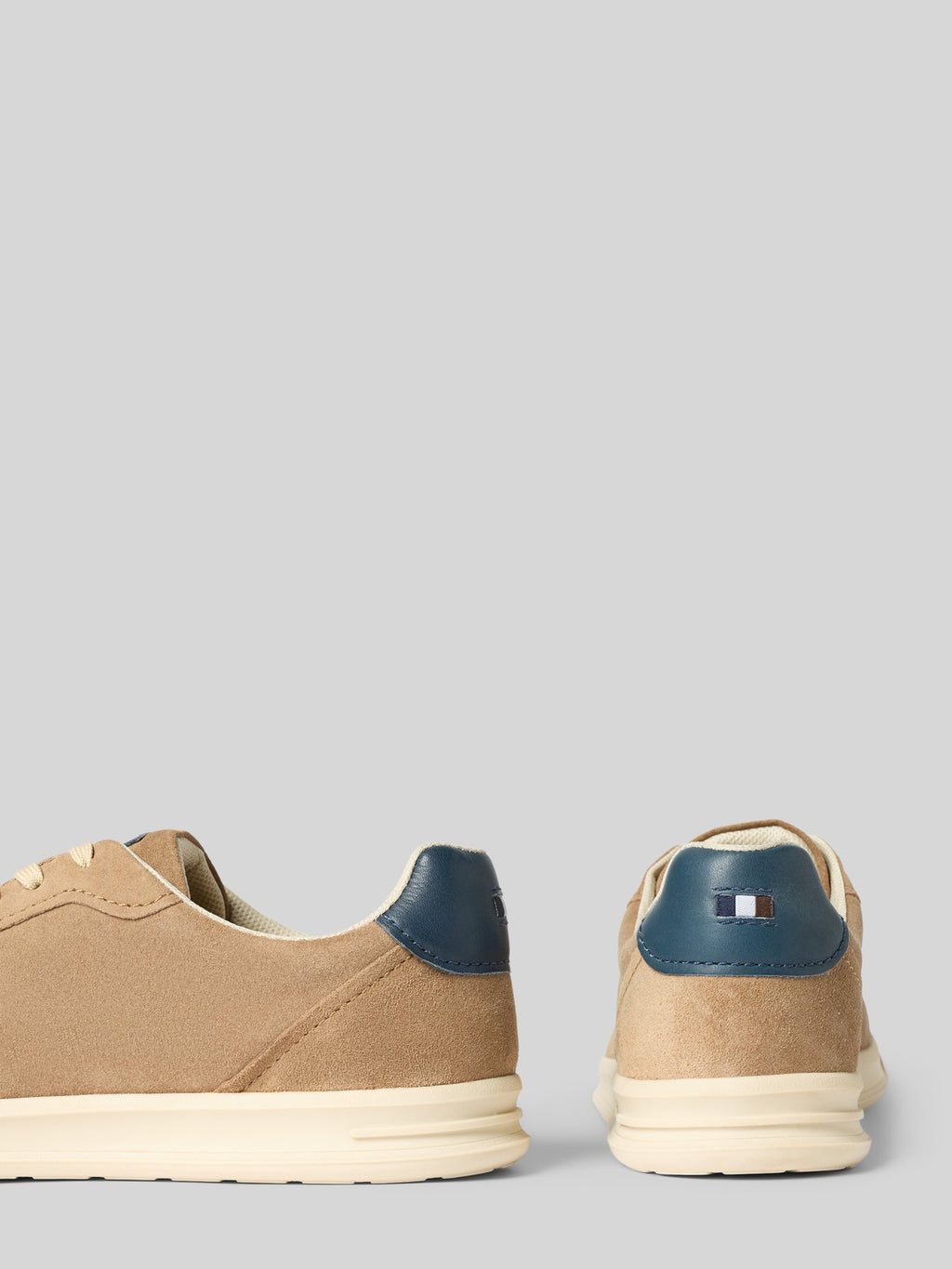BUGATTI CASUAL TRAINER -BEIGE