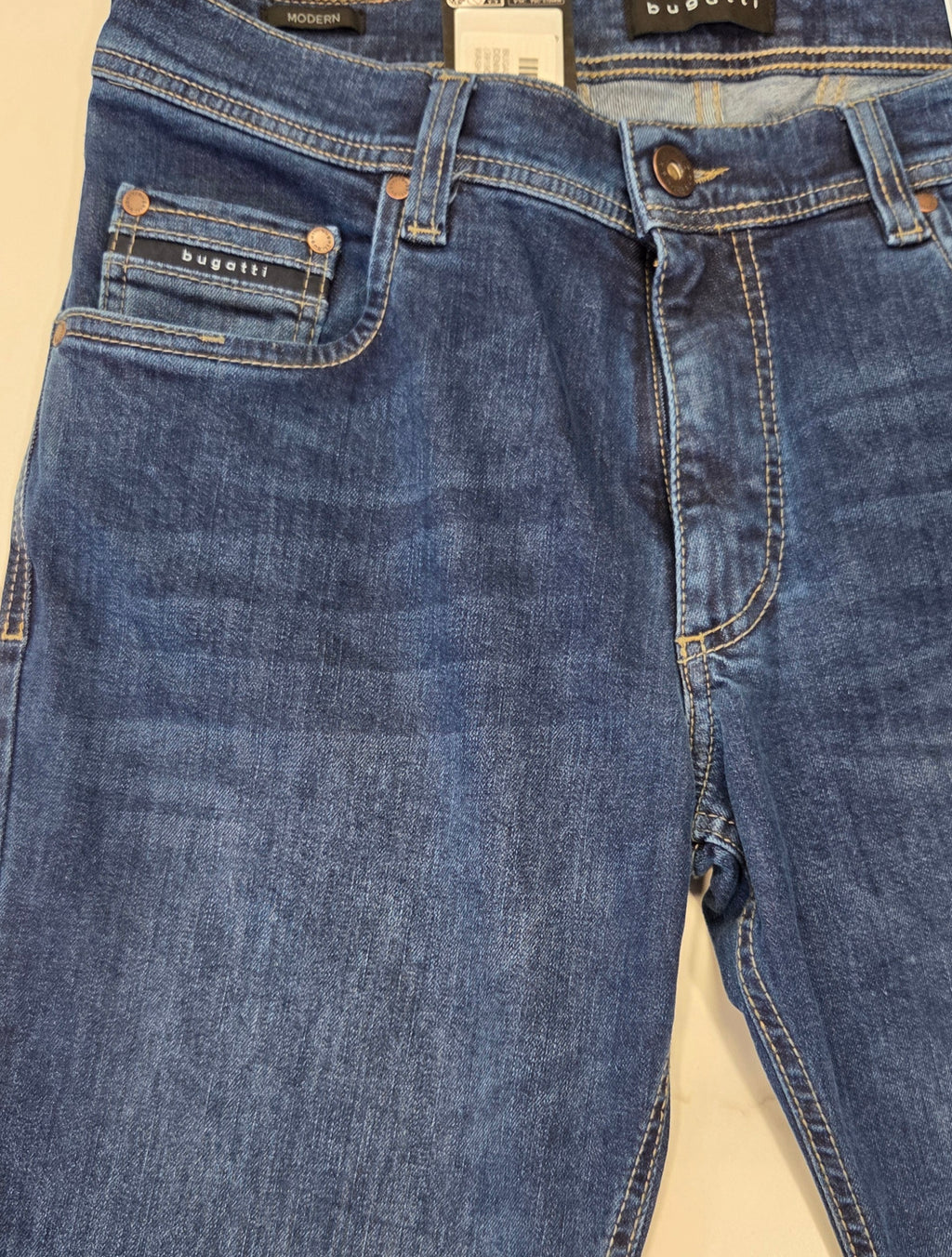 BUGATTI ATURO DENIMS (3919D/26612/344) - MID WASH