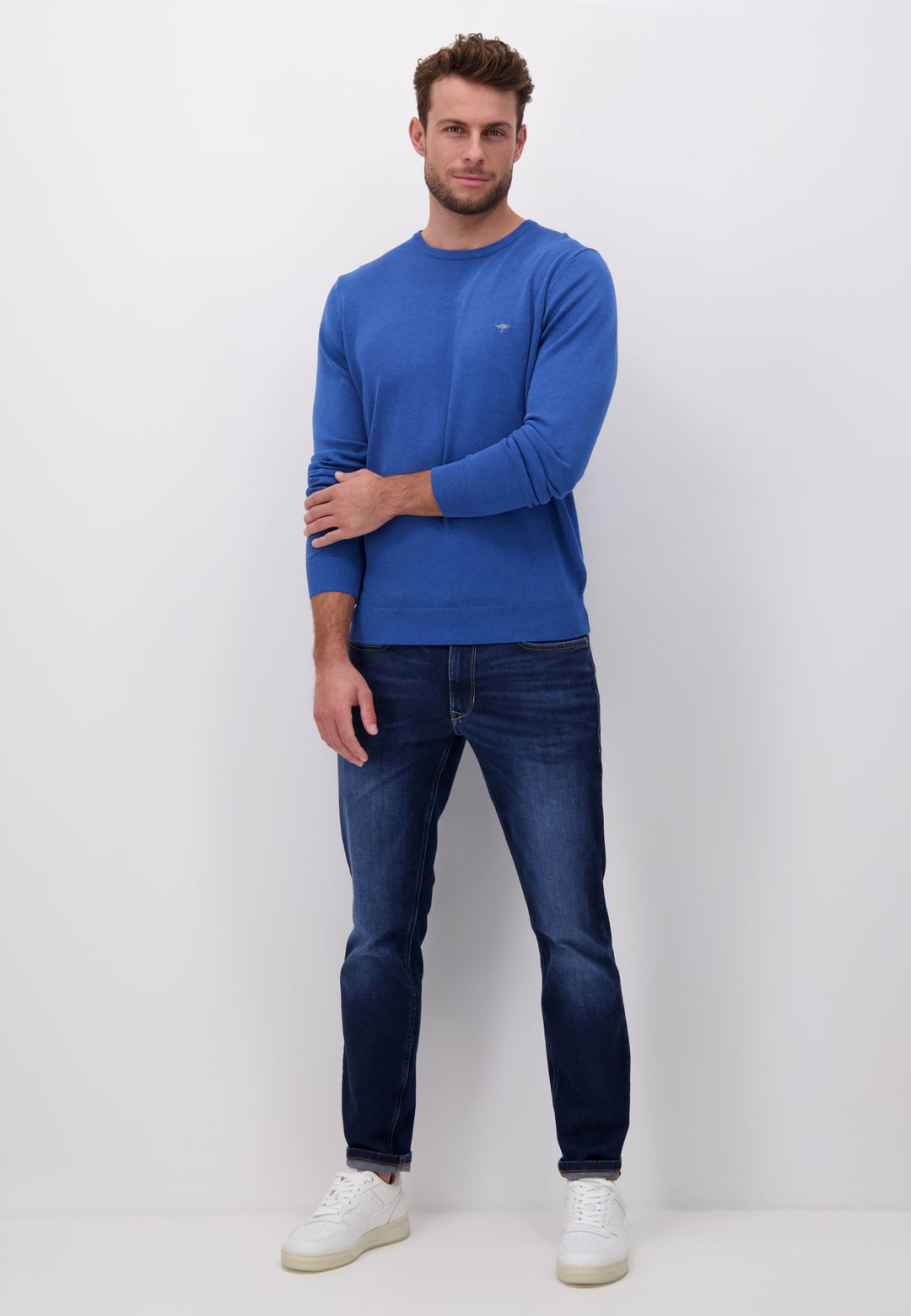 FYNCH HATTON O-NECK KNITWEAR - AZURE